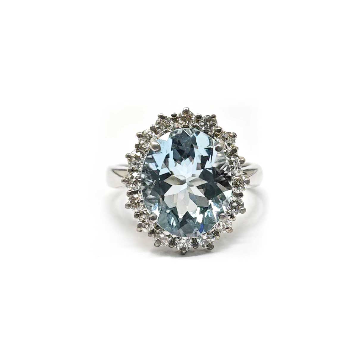 Anello Acquamarina CT 4.14 e Diamanti CT 0.50