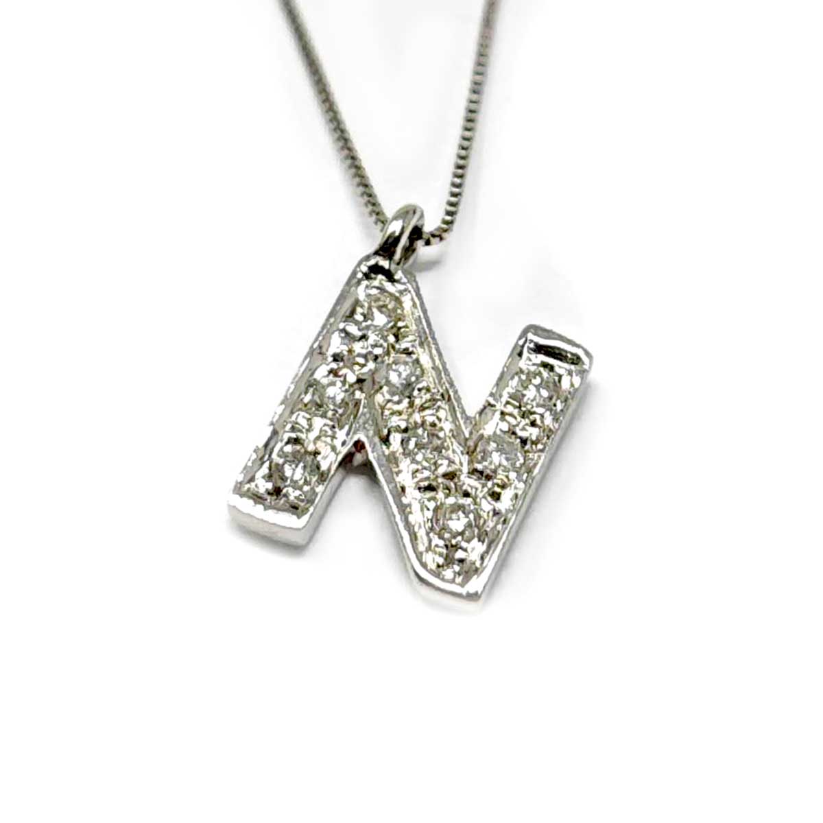 Pendente Lettera N con Diamanti CT 0.12
