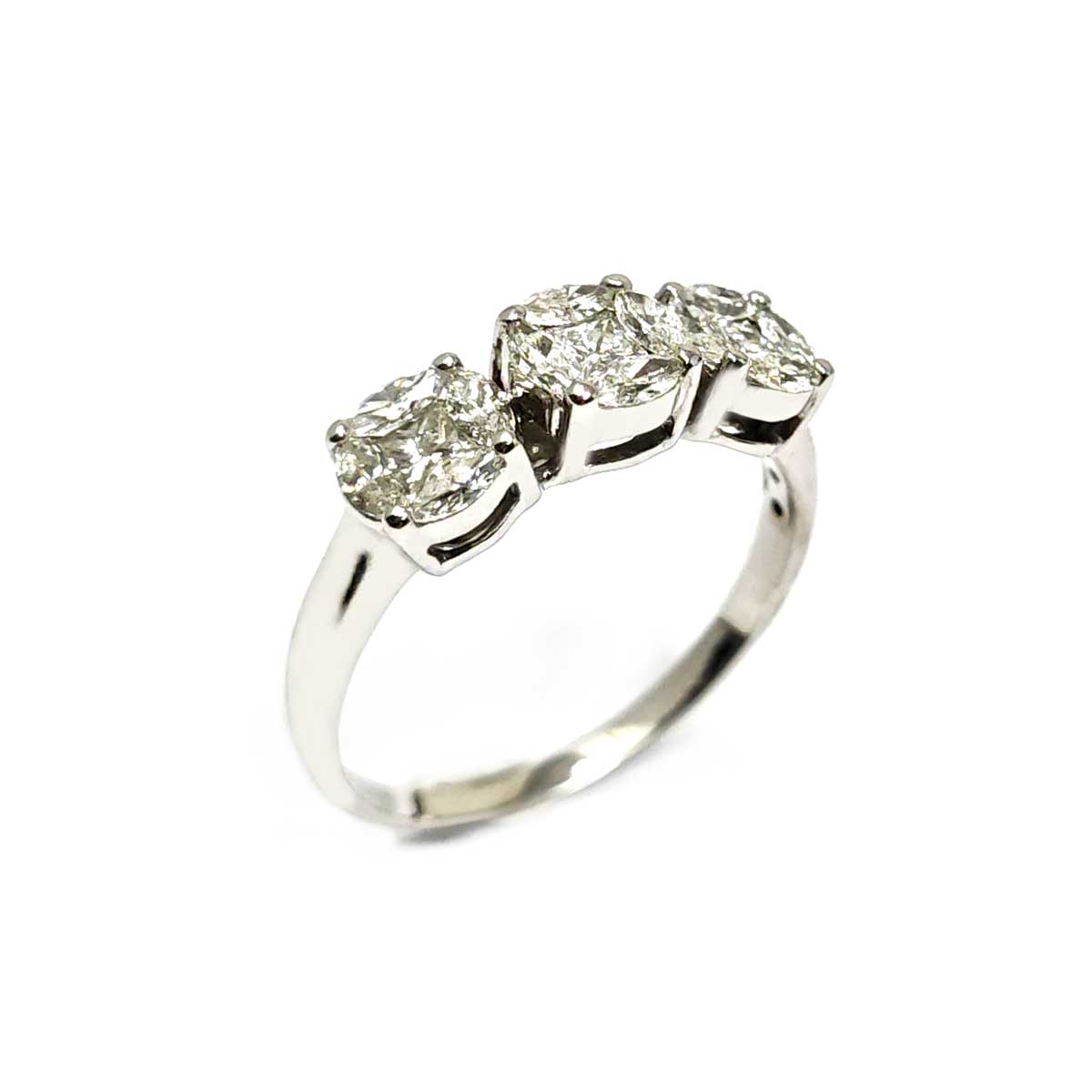Anello Trilogy in Oro Bianco con Diamanti CT 1.12