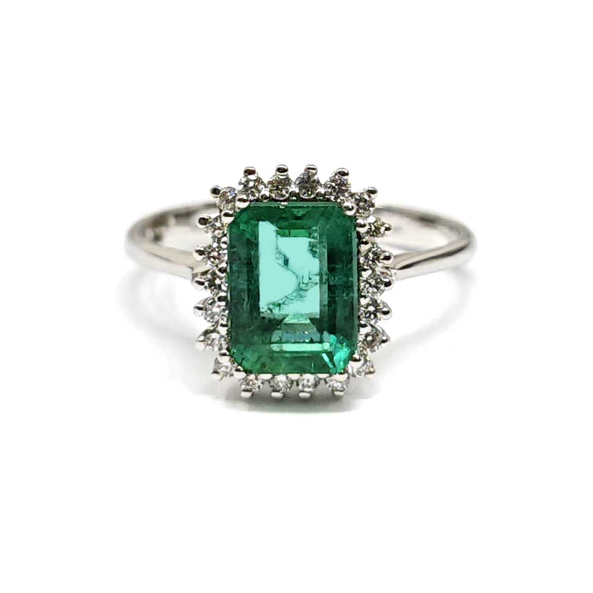 Anello con Smeraldo CT 1.65 e Diamanti CT 0.20