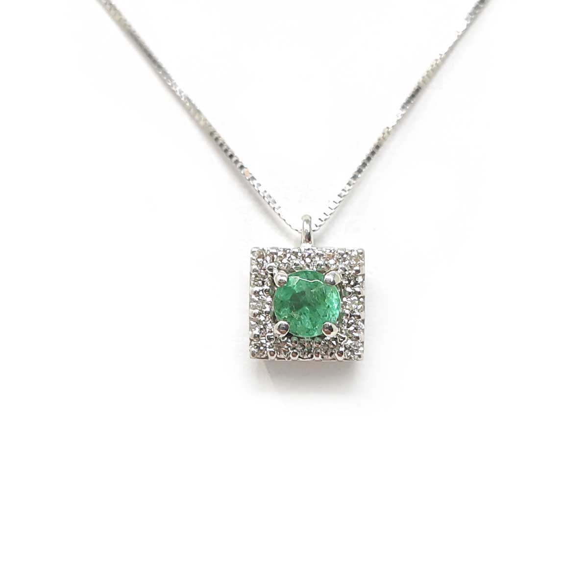 Pendente con Smeraldo CT 0.25 e Diamanti CT 0.15
