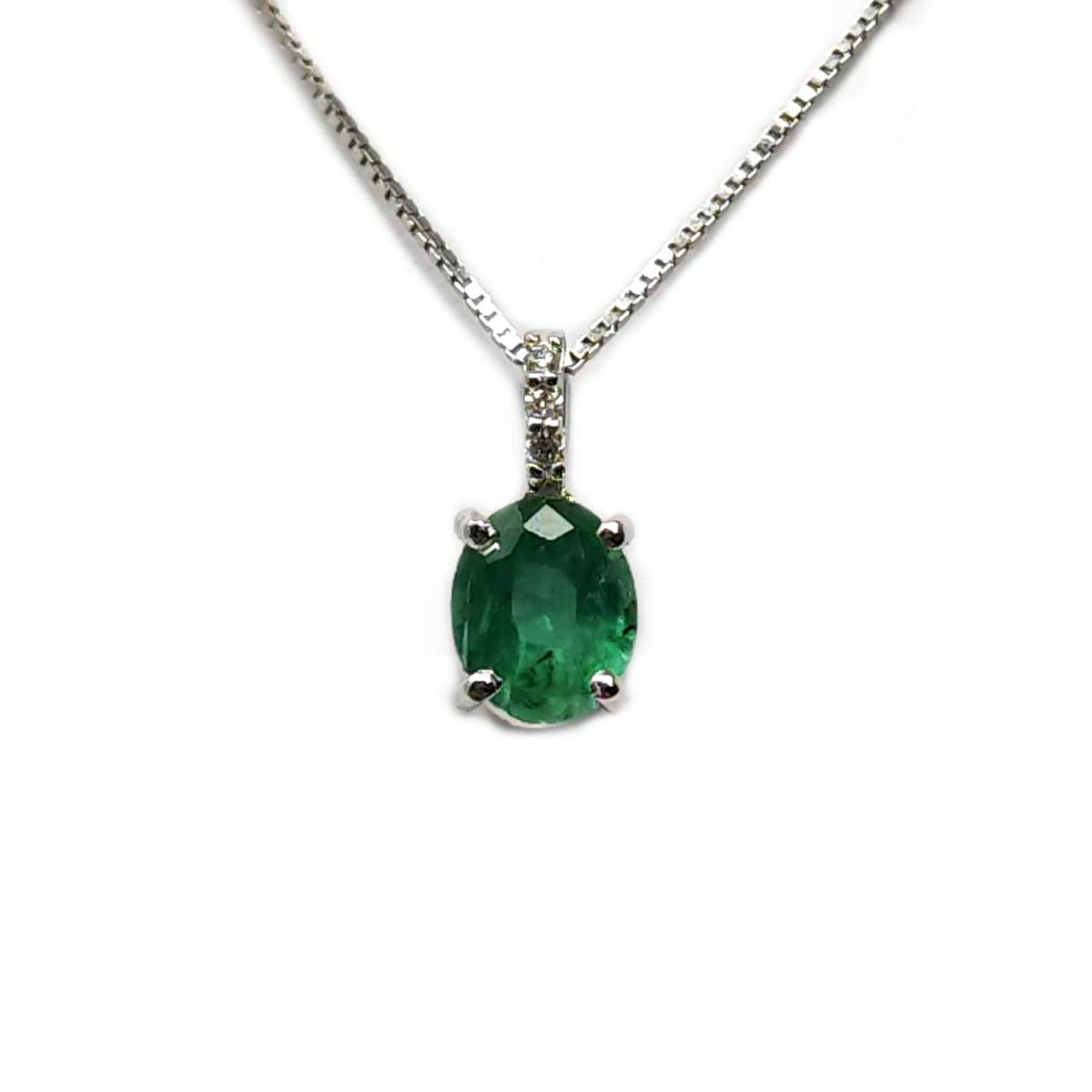 Pendente con Smeraldo CT 0.60 e Diamanti CT 0.02