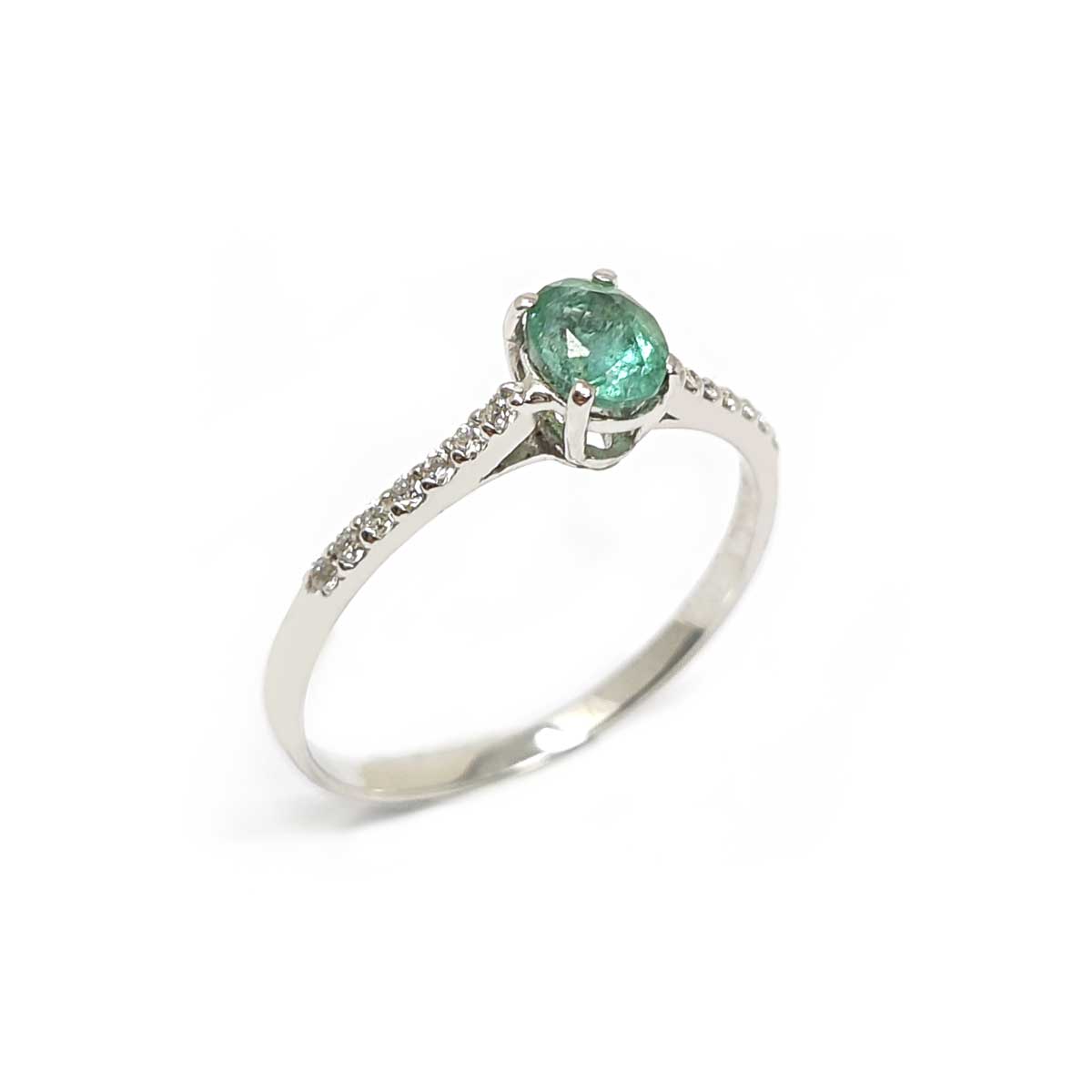 Anello con Smeraldo CT 0.50 e Diamanti CT 0.12