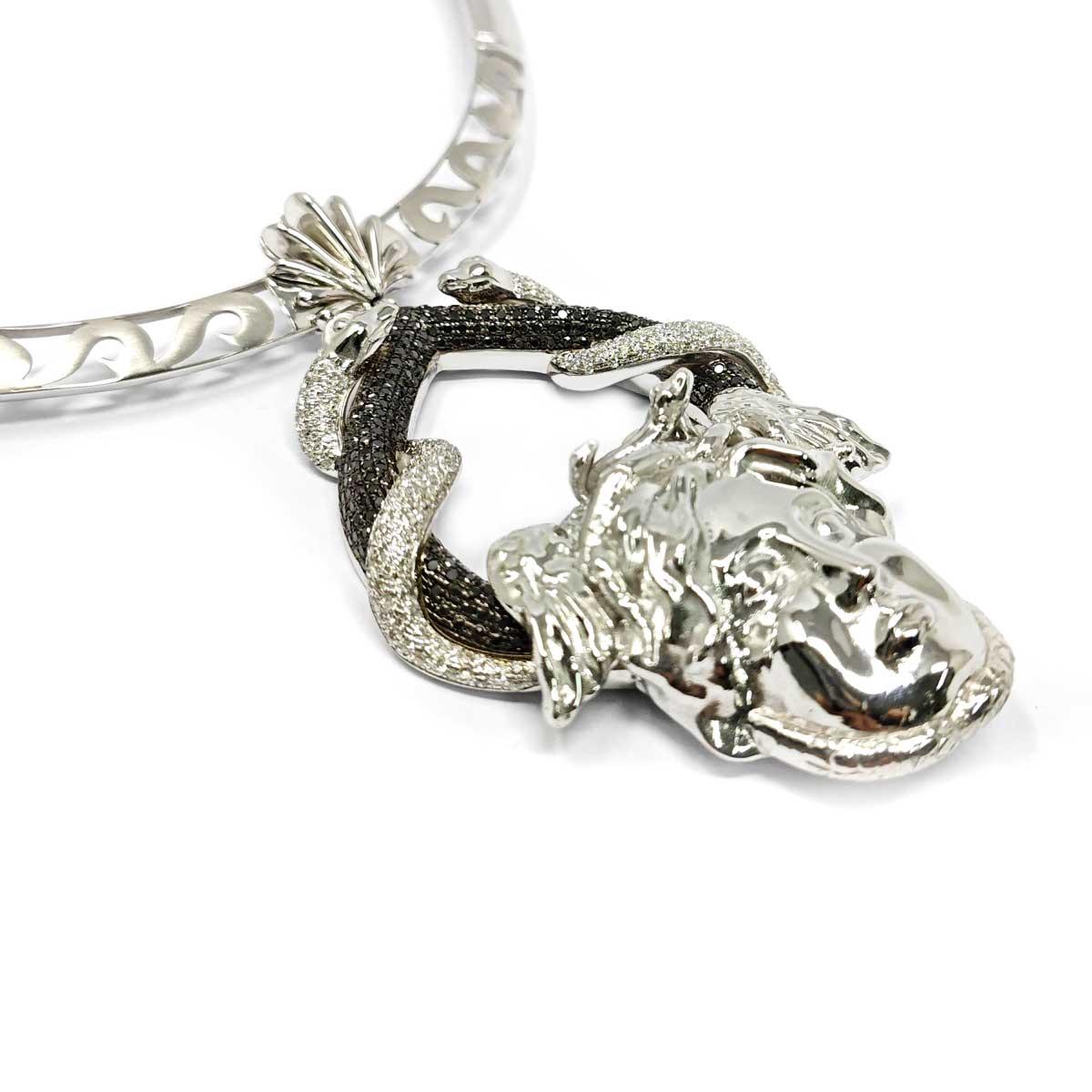 Girocollo con Medusa con Diamanti CT 1.75 CT 4.61 Neri Mod. GORGONE