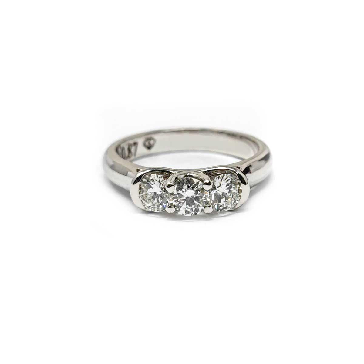 Anello Trilogy con Diamanti CT 0.87
