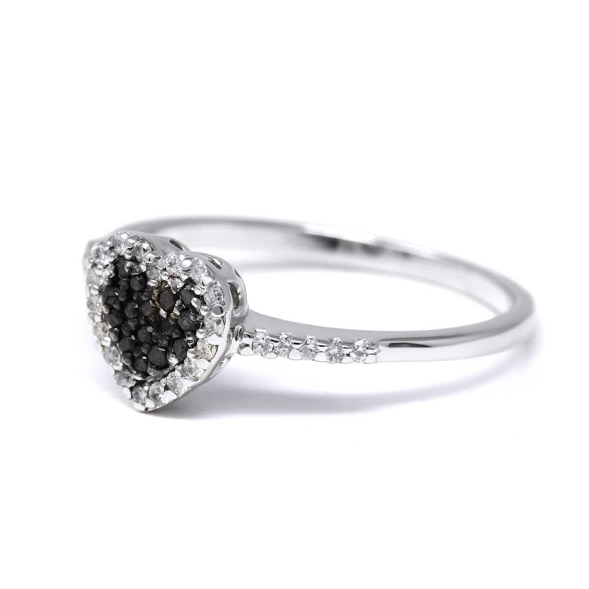Anello a Cuore con Diamanti Bianchi CT 0.14 e Neri CT 0.09