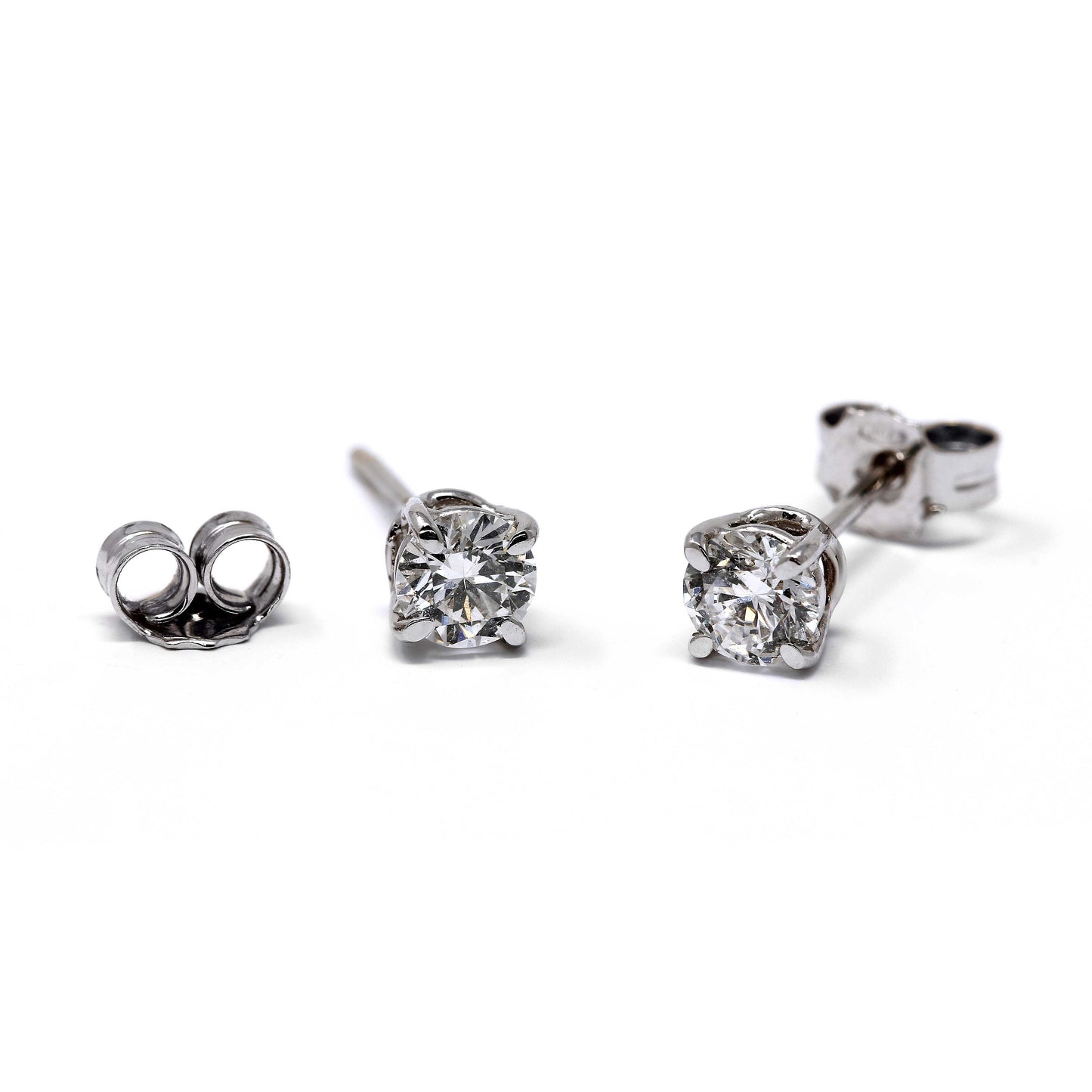 Orecchini Punto Luce con Diamanti CT. 0.82