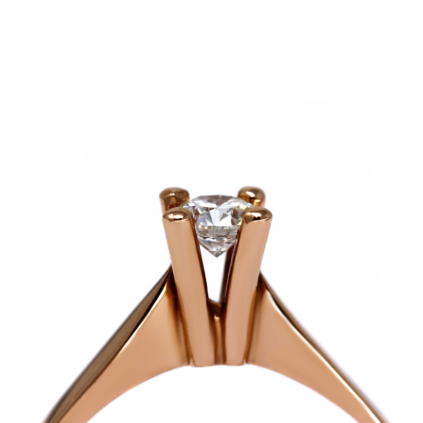 Anello Solitario in Oro Rosa con Diamante CT 0.25