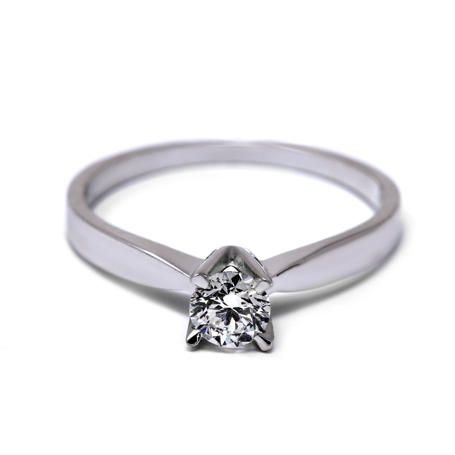 Anello Solitario con Diamante 0.41 CT