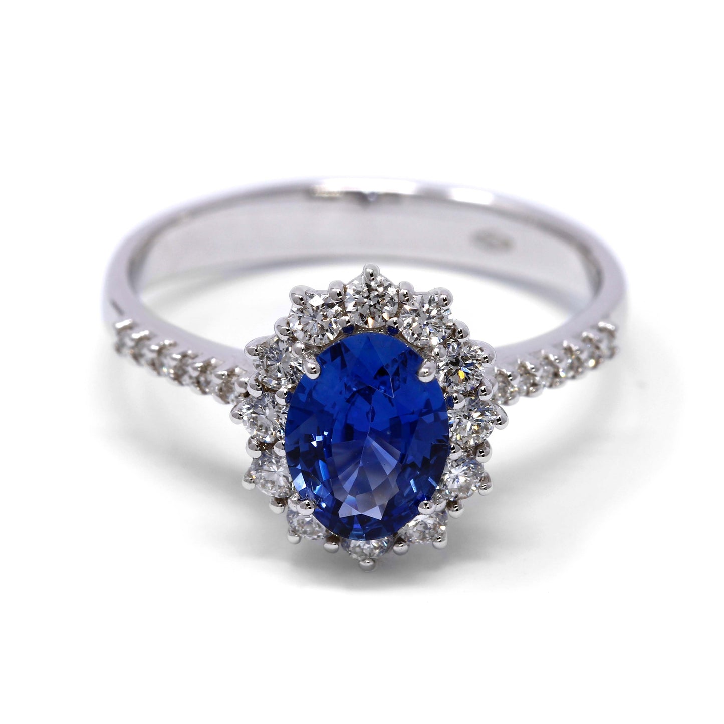 Anello a Cestello con Zaffiro CT 1.13 e Diamanti CT 0.45