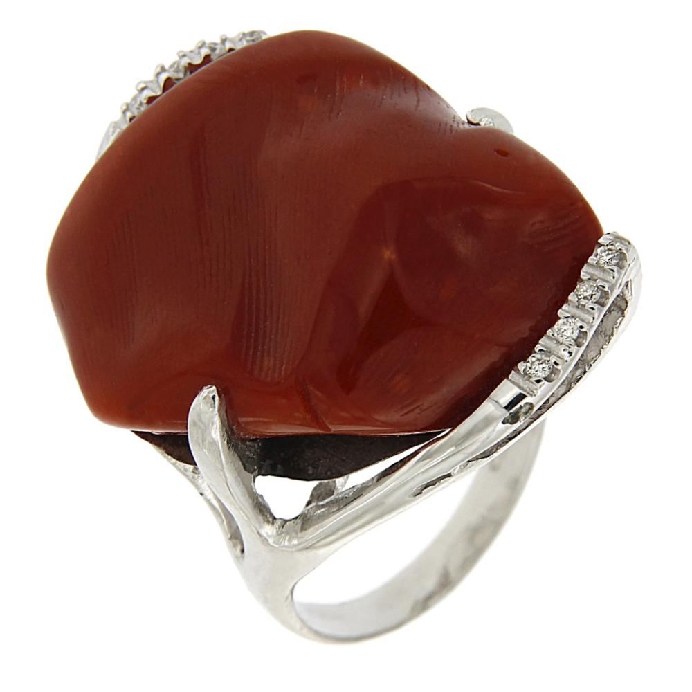 Anello con Corallo Mediterraneo e Diamanti CT 0.06