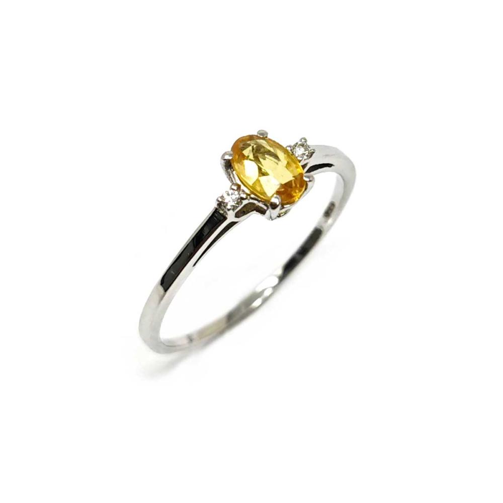 Anello con Zaffiro Yellow CT 0.60 e Diamanti CT 0.02