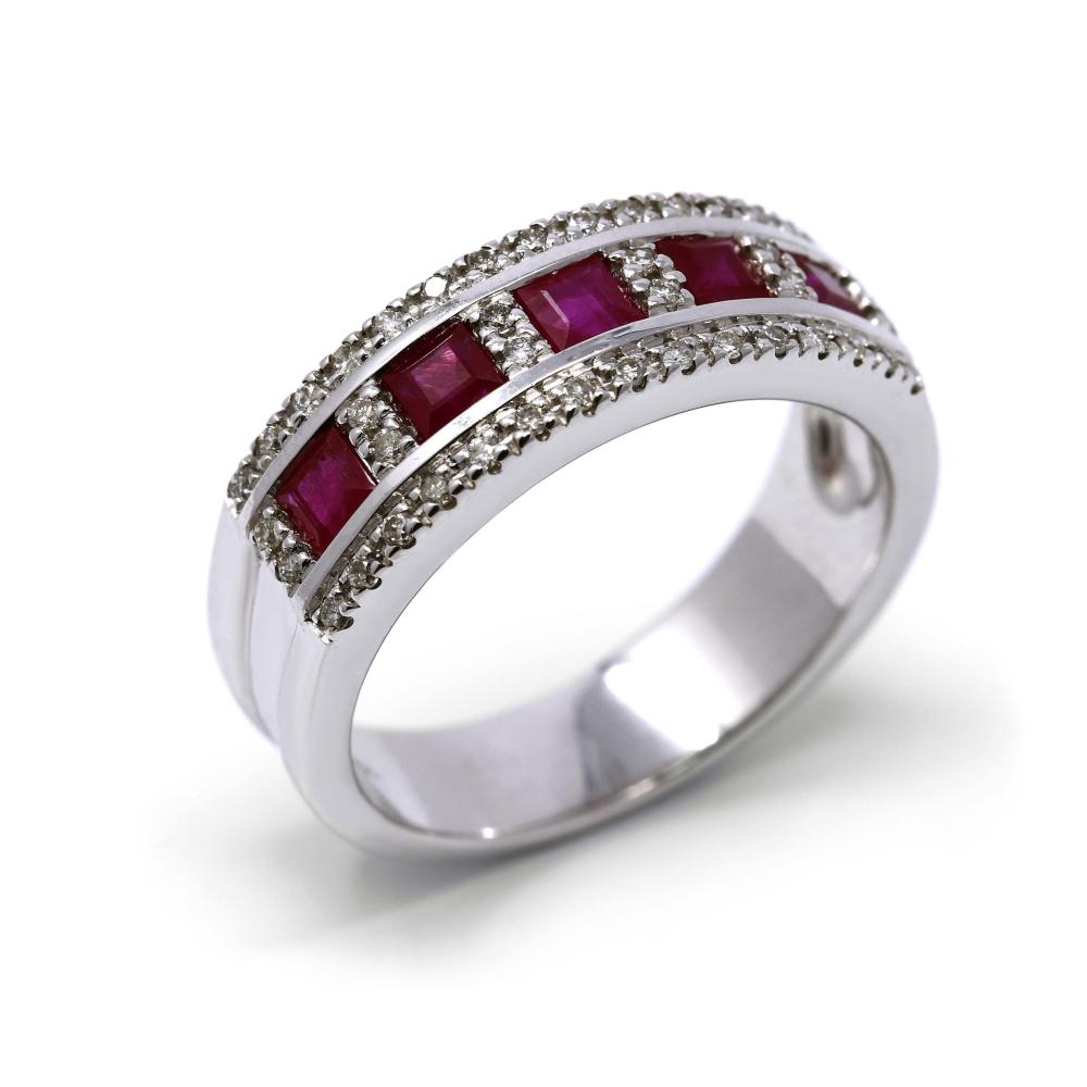 Anello Fascia con Rubini CT 1.31 e Diamanti CT 0.23