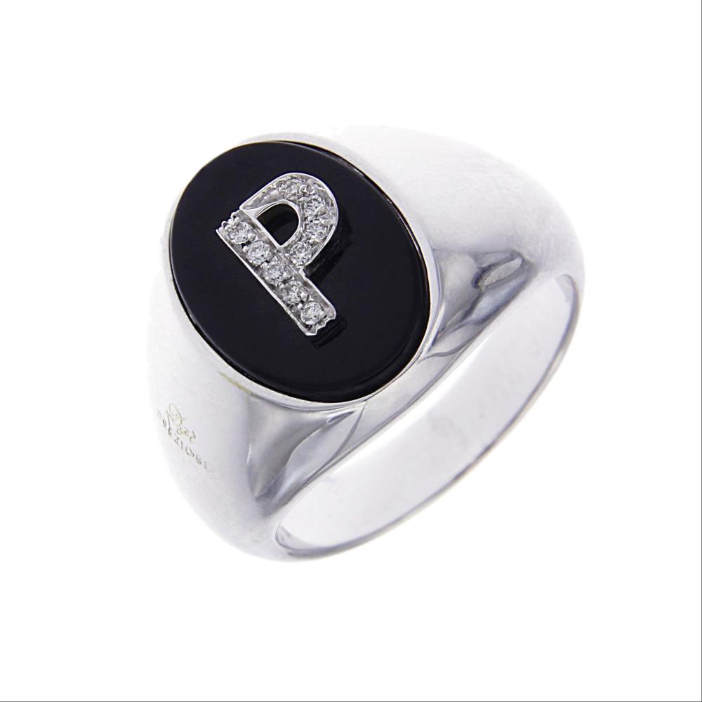 Anello Lettera P con Onice e 9 Diamanti CT 0.06