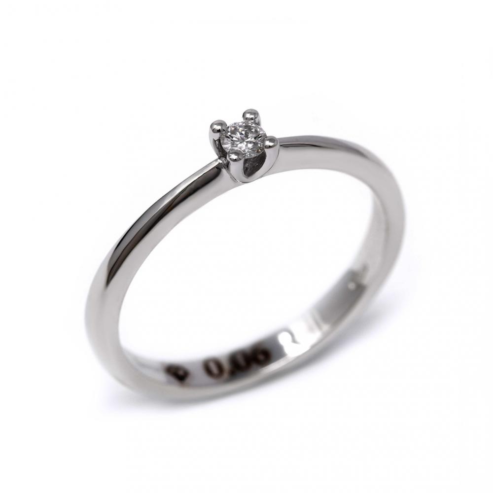 Anello Solitario con Diamante Certificato CT 0.06 VS1 F Certificato HRD