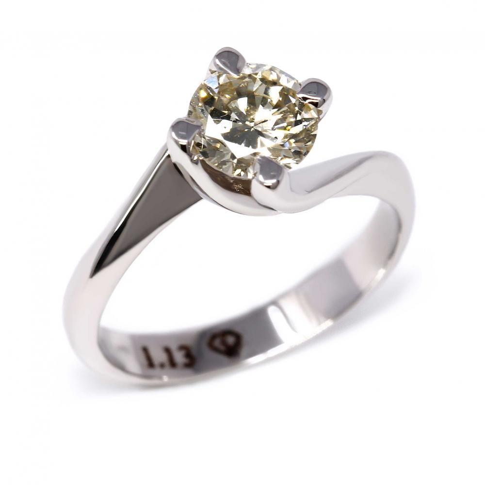 Anello Solitario con Diamante CT 1.13