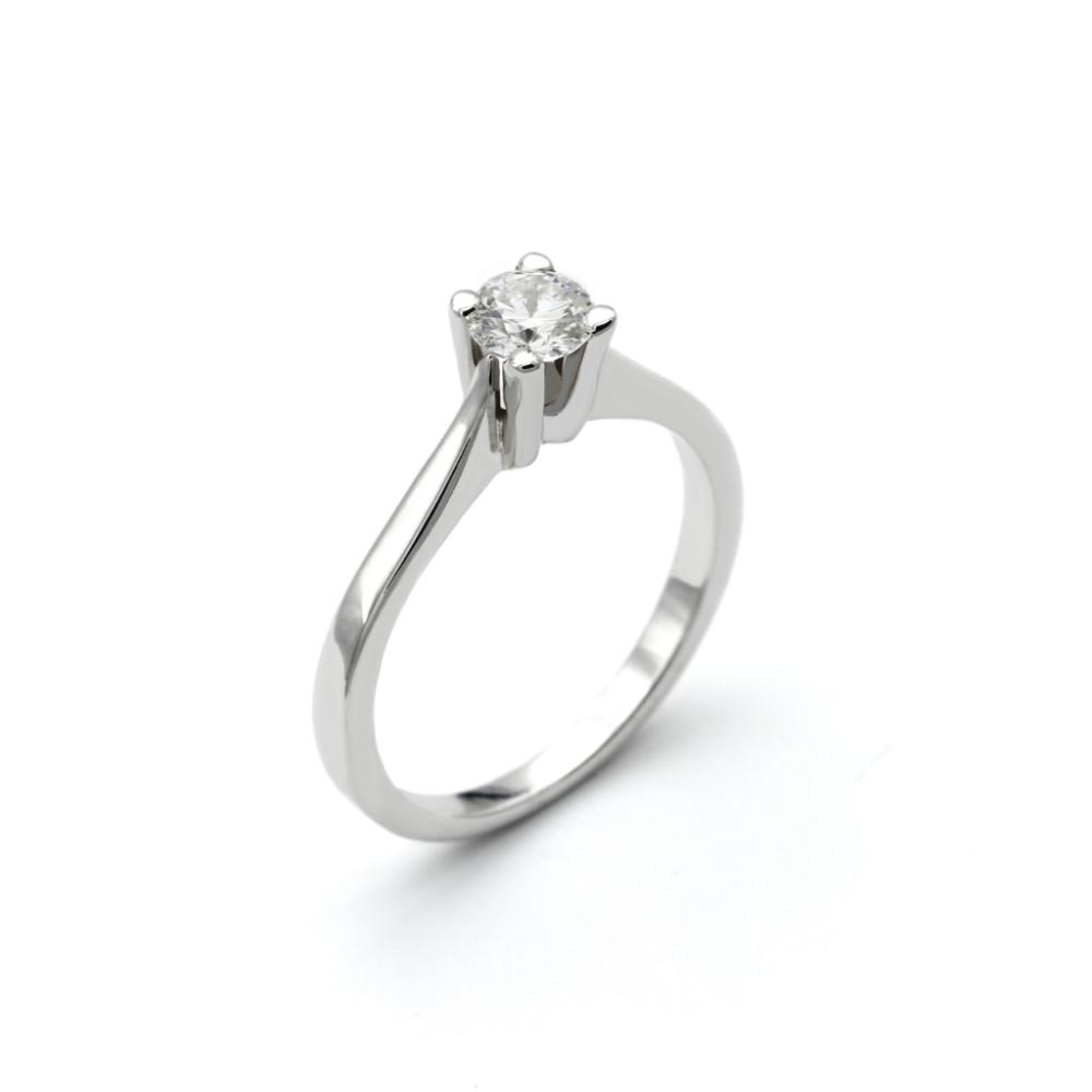 Anello Solitario Giza con Diamante CT 0.45 SI1 D