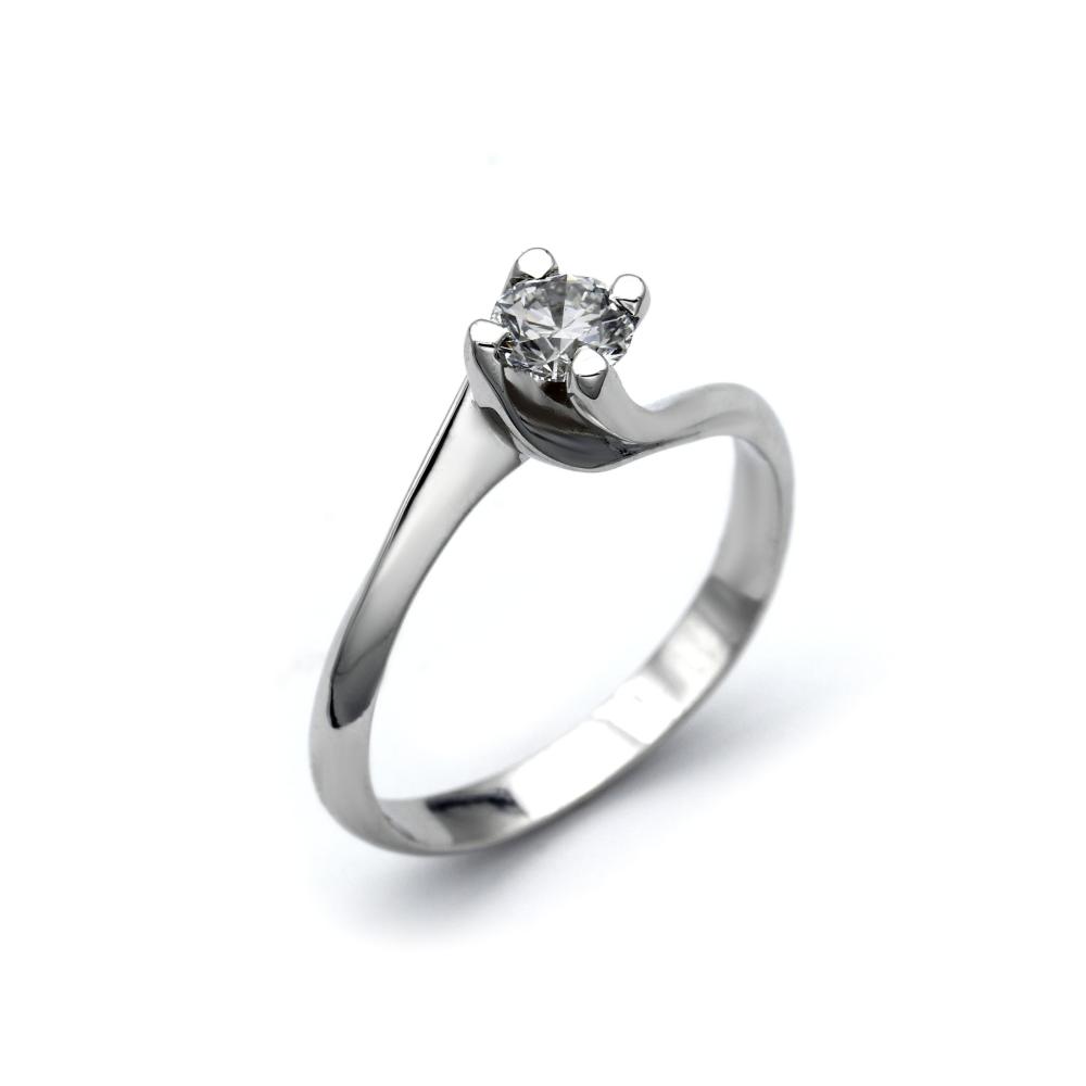 Anello Solitario Valentino con Diamante CT 0.43