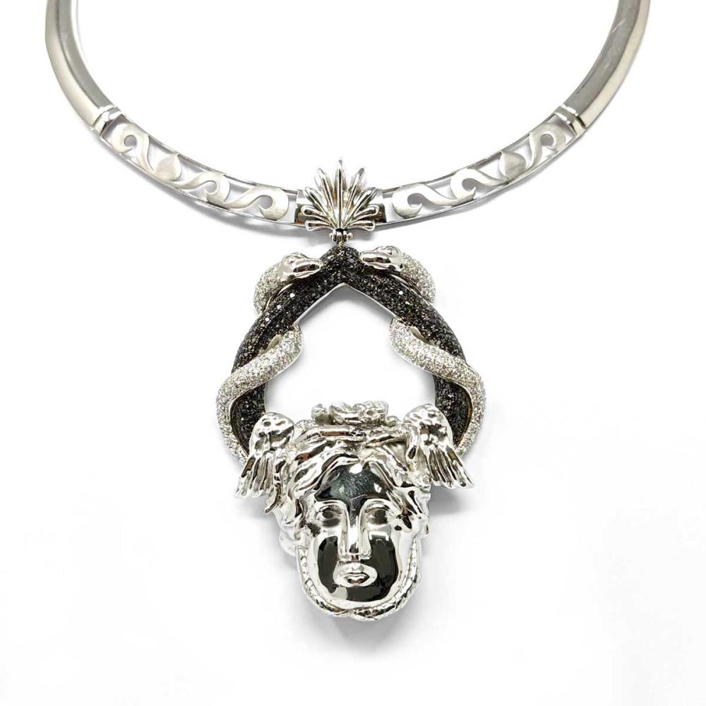Girocollo con Medusa con Diamanti CT 1.75 CT 4.61 Neri Mod. GORGONE