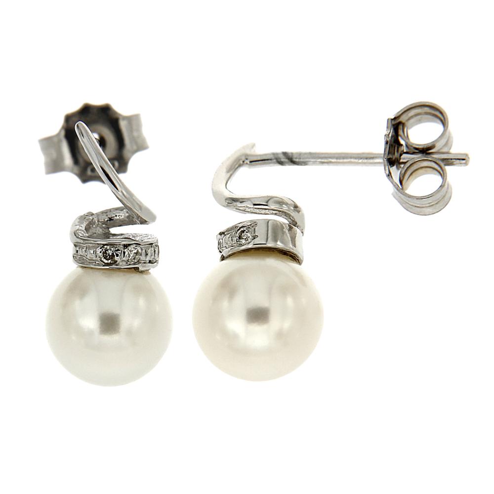 Orecchini con Perla 6.5/7mm e Diamanti CT 0.04
