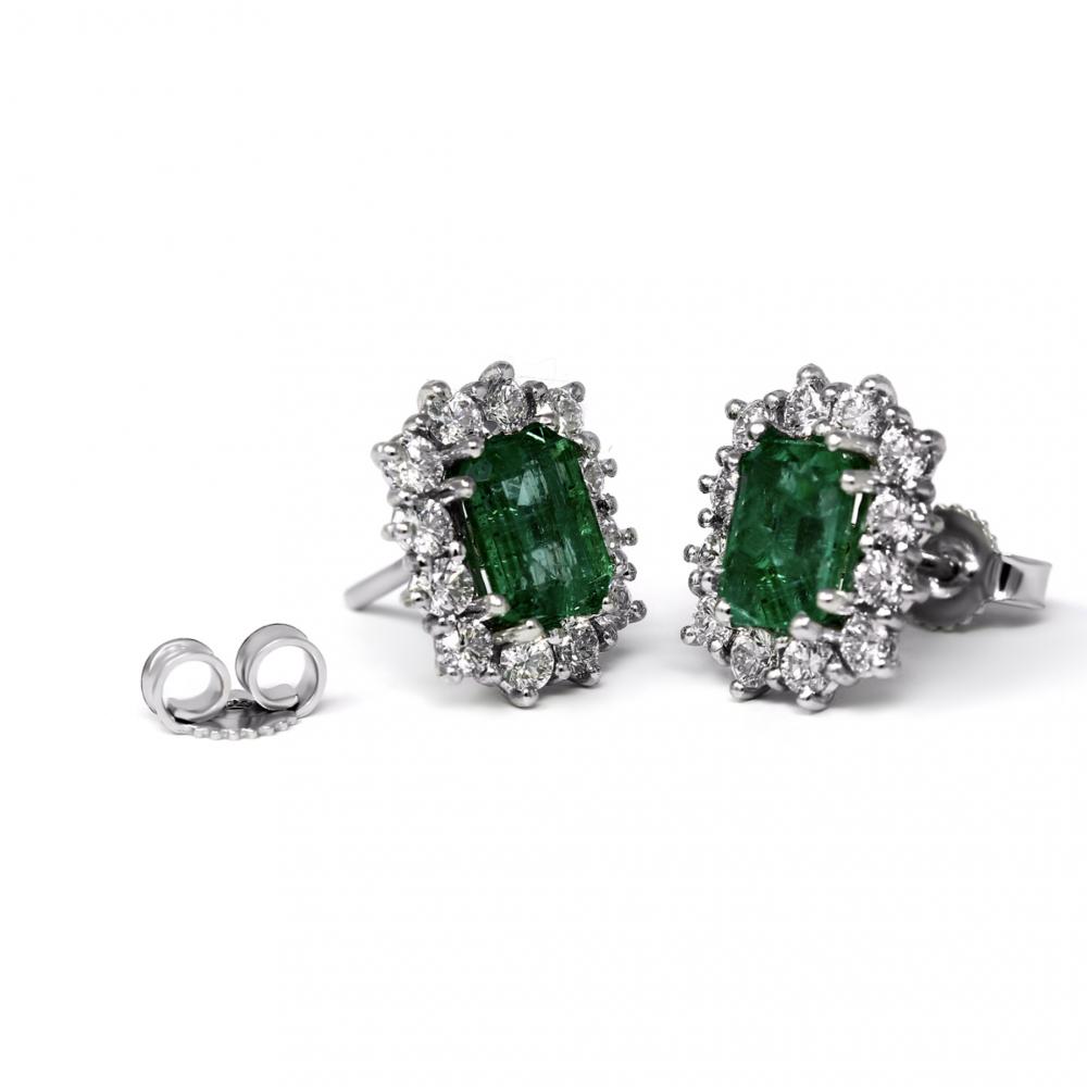 Orecchini con Smeraldi Colombia CT 1.86 e Diamanti CT 0.96 VS1 F