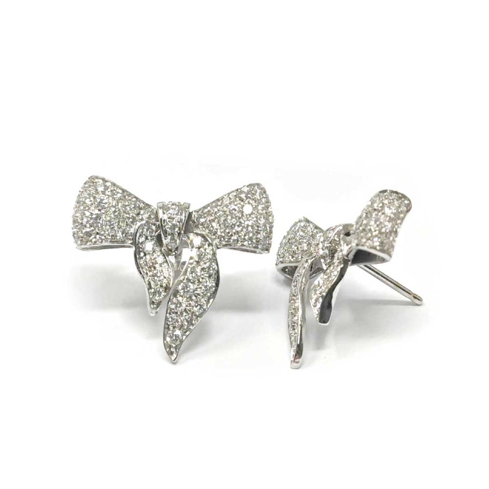 Orecchini Fiocco in Oro Bianco e Diamanti CT 1.60