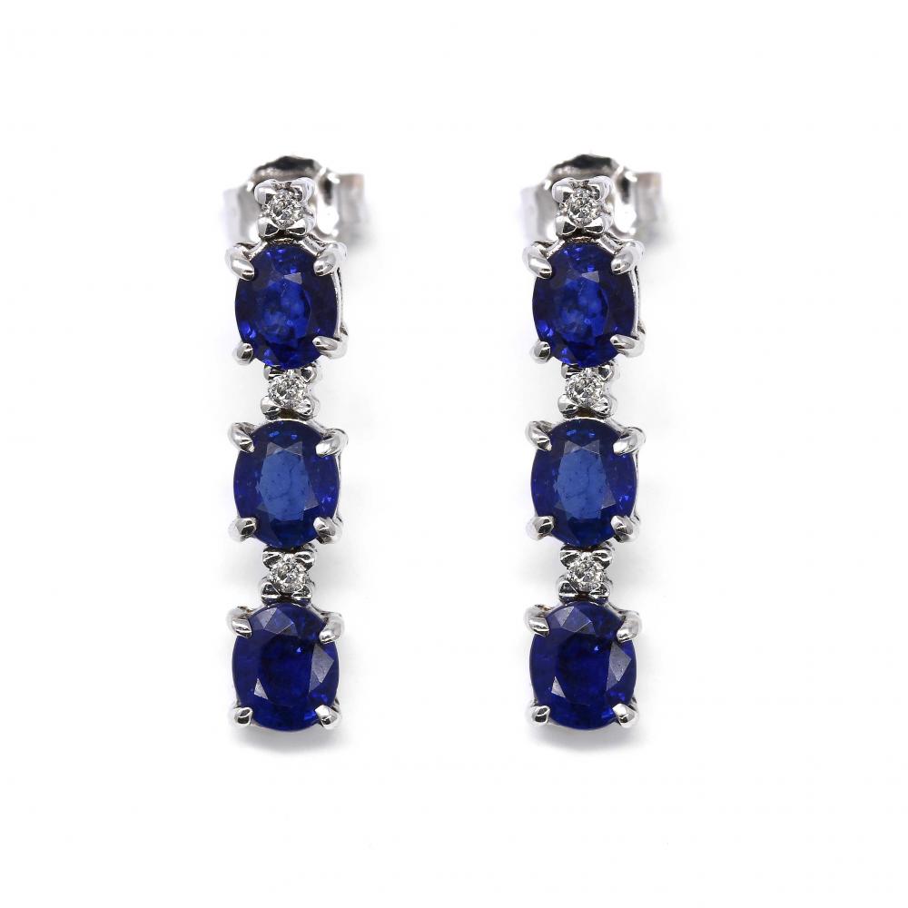 Orecchini Trilogy con Zaffiri CT 2.47 Ovali e Diamanti CT 0.10