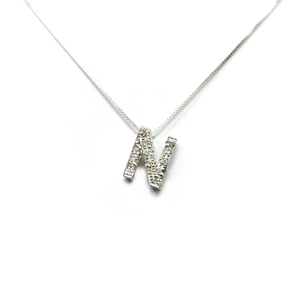 Pendente Lettera N con Diamanti CT 0.06