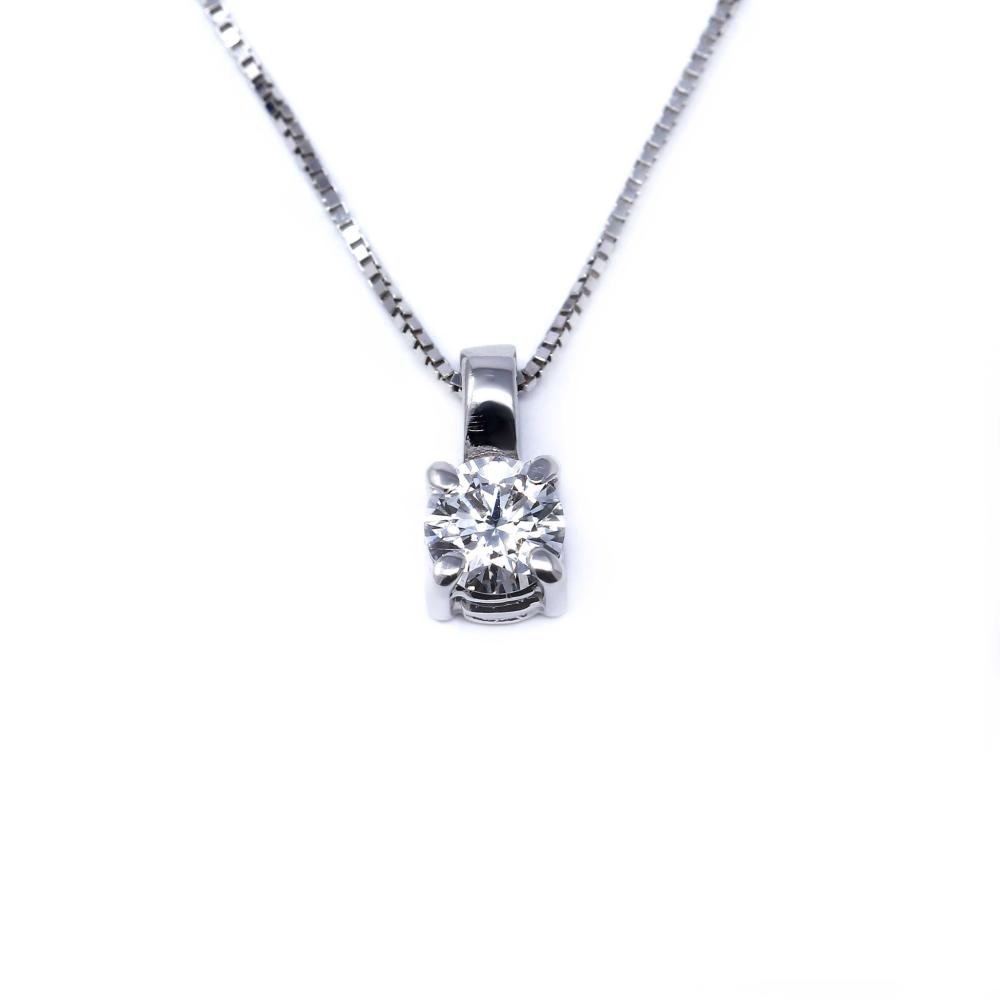 Pendente Punto Luce con Diamante CT 0.40 VS1 F