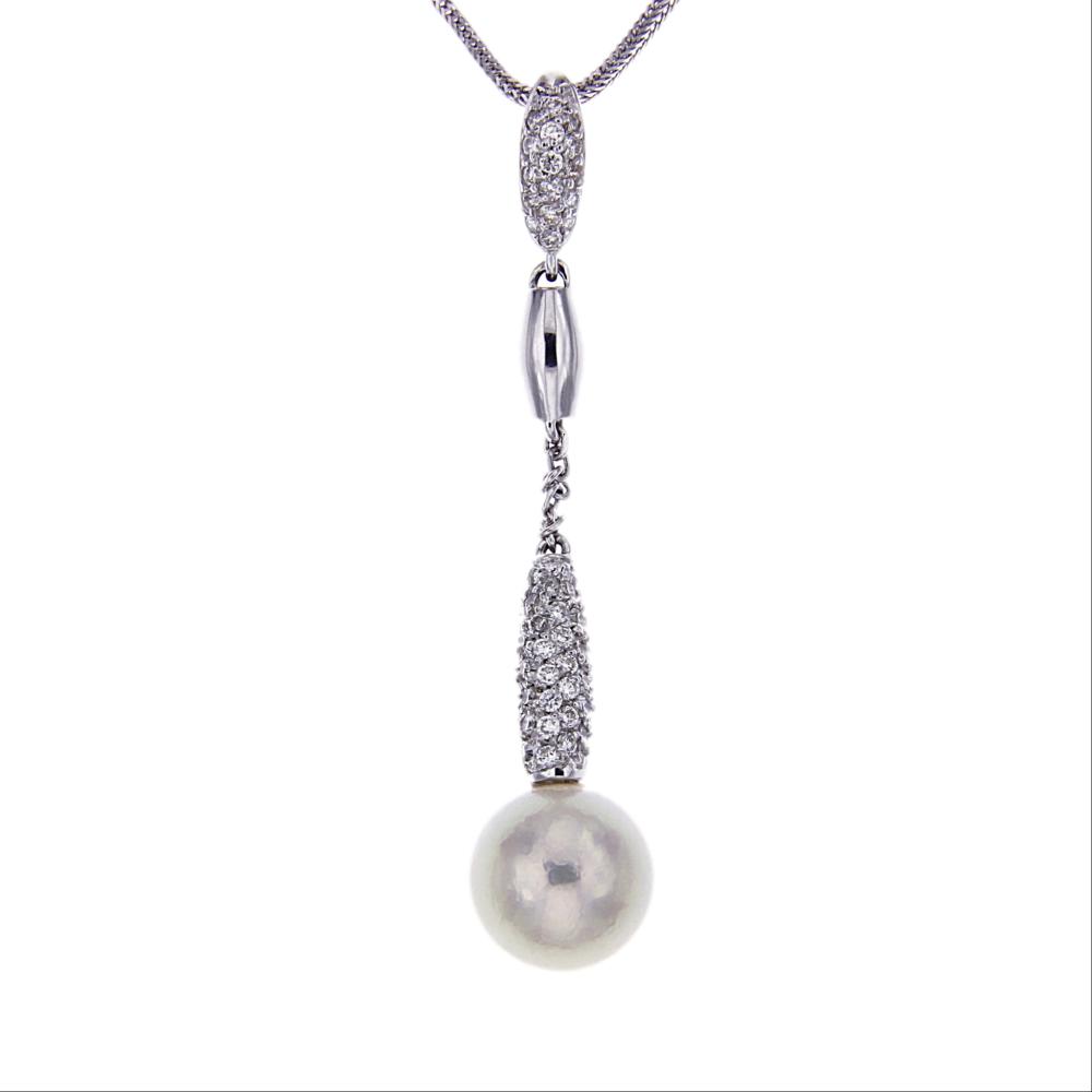 Pendente Stilizzato con Perla Akoya mm 9/9.5 con Diamanti CT 0.49
