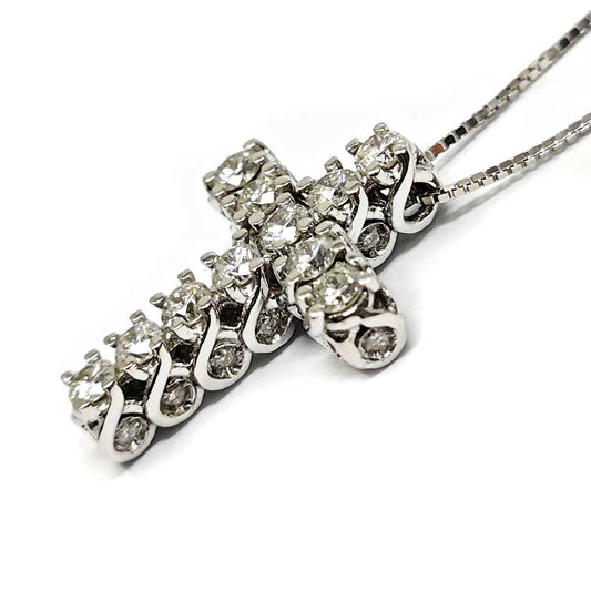 Pendente Croce con Diamanti Laterali CT 0.88