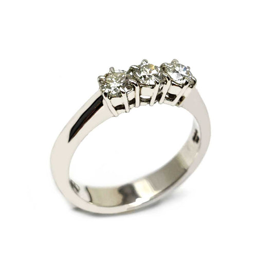 Anello Trilogy con Diamanti CT. 0.63