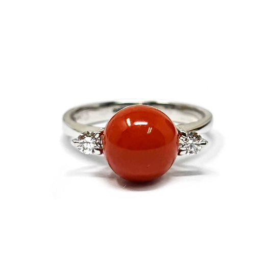 Anello con Corallo Mediterraneo mm 8.5/9 e Diamanti