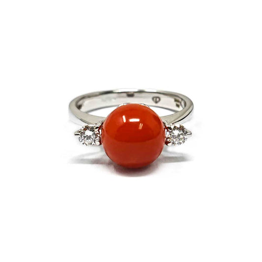 Anello con Corallo Mediterraneo mm 8.5/9 e Diamanti CT 0.20