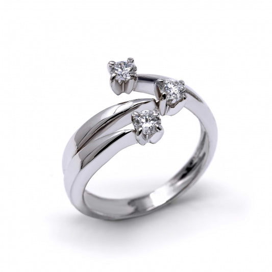 Anello Trilogy Fantasia con Diamanti CT 0.18