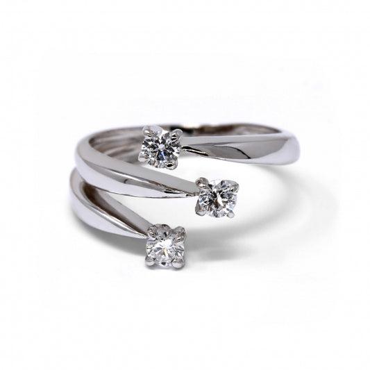 Anello Trilogy Fantasia con Diamanti CT 0.18