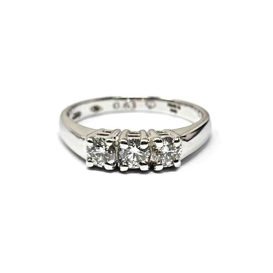 Anello Trilogy in Oro Bianco con Diamanti CT 0.63