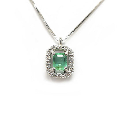 Pendente con Smeraldo CT 0.30 e Diamanti CT 0.10