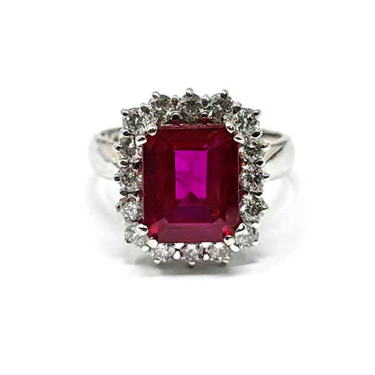 Anello con Rubino CT 4.90 e Diamanti CT 0.96