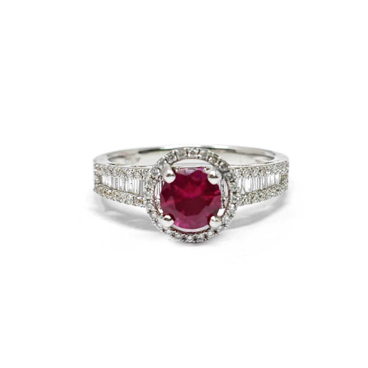 Anello Solitario con Diamanti e Rubino CT 0.82