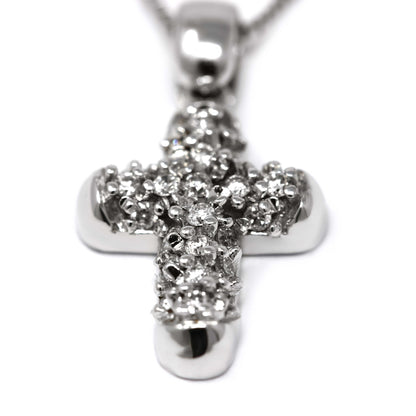 Pendente Croce scatolata con Diamanti CT 0.12