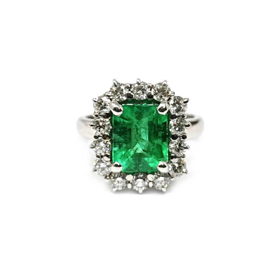 Anello con Smeraldo Colombia Certificato CT 3.18 e Diamanti CT 1.40