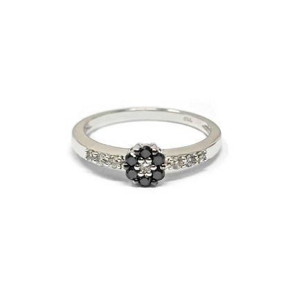 Anello con Diamanti CT 0.18 e Neri CT 0.16