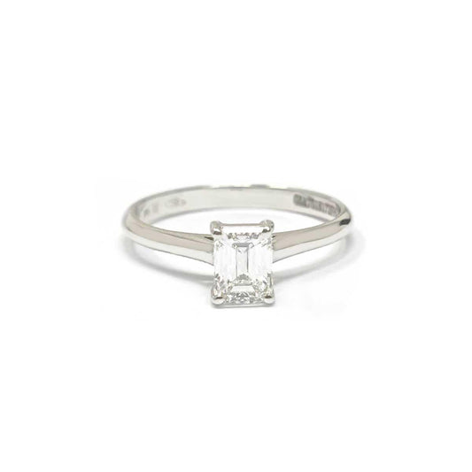 Anello Solitario Taglio Smeraldo CT 0.70 VS1 D GIA Certificato