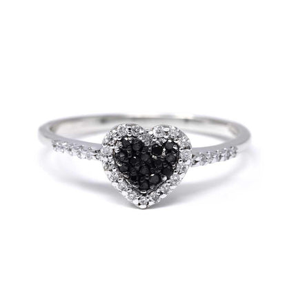 Anello a Cuore con Diamanti Bianchi CT 0.14 e Neri CT 0.09
