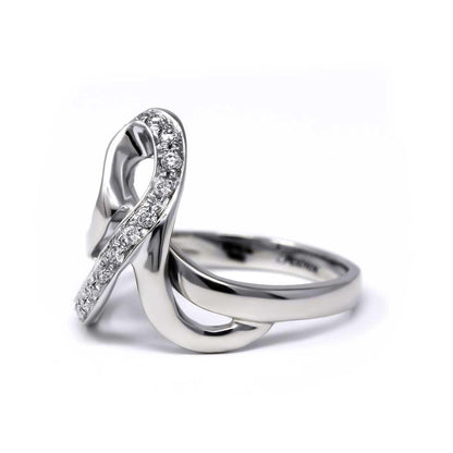 Anello Stilizzato con 16 Diamanti CT. 0.25