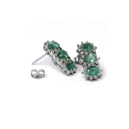 Orecchini Trilogy con Smeraldi CT 2.06 e Diamanti CT 0.65