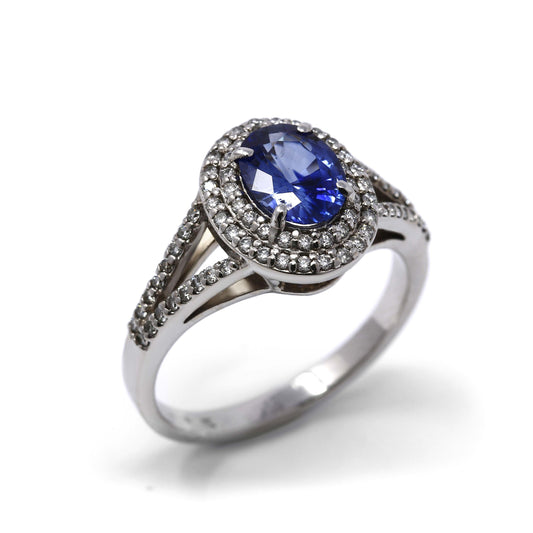 Anello con Zaffiro CT 1.25 e Diamanti Bianchi CT 0.36
