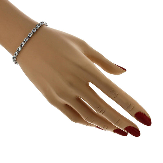 Bracciale con Acquamarina CT 7.20 e Diamanti CT 0.38