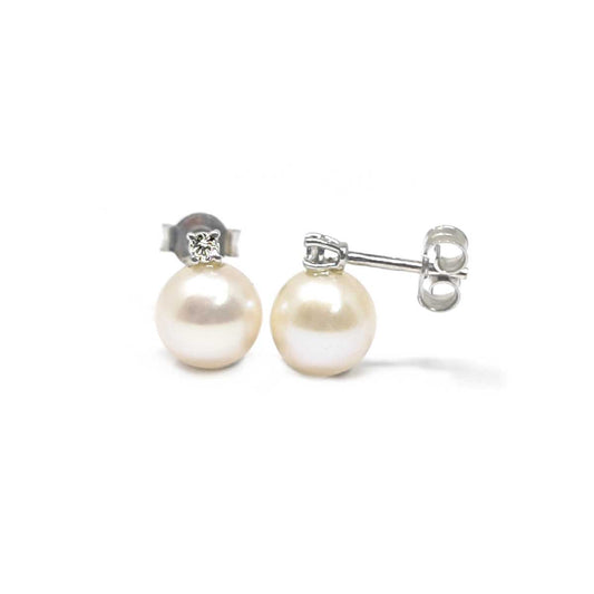 Orecchini con Perla AKOYA mm 7/7.5 e Diamanti CT 0.06